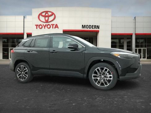 New 2026 Toyota Corolla Cross XLE image 9