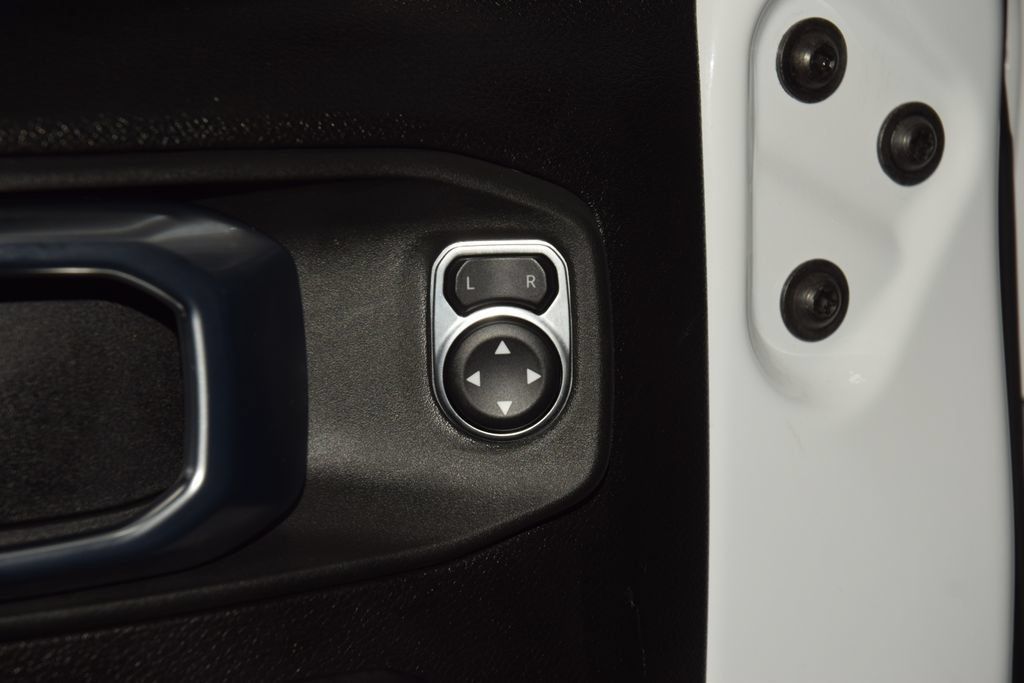 Used 2026 Jeep Wrangler Unlimited Rubicon AWD/4WD image 52