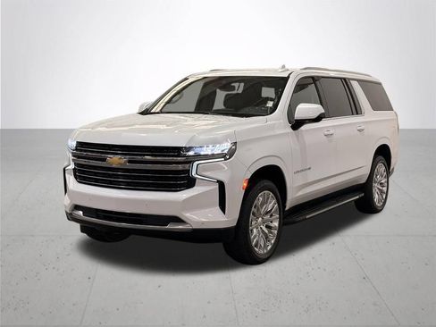 Used 2023 Chevrolet Suburban LT w/ Max Trailering Package AWD/4WD image 2