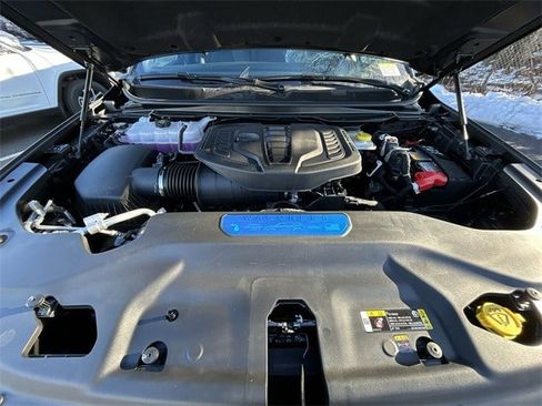 New 2025 Jeep Wagoneer L Series II w/ Premium Group I image 10