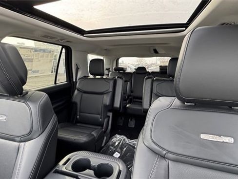 New 2026 Ford Expedition Platinum image 36