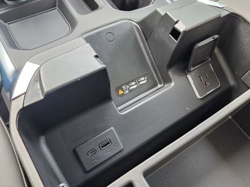 New 2026 GMC Sierra 1500 SLT w/ SLT Premium Plus Package image 33