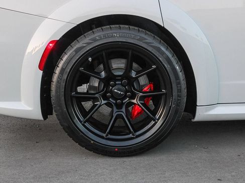 Used 2022 Dodge Charger SRT Hellcat RWD image 12