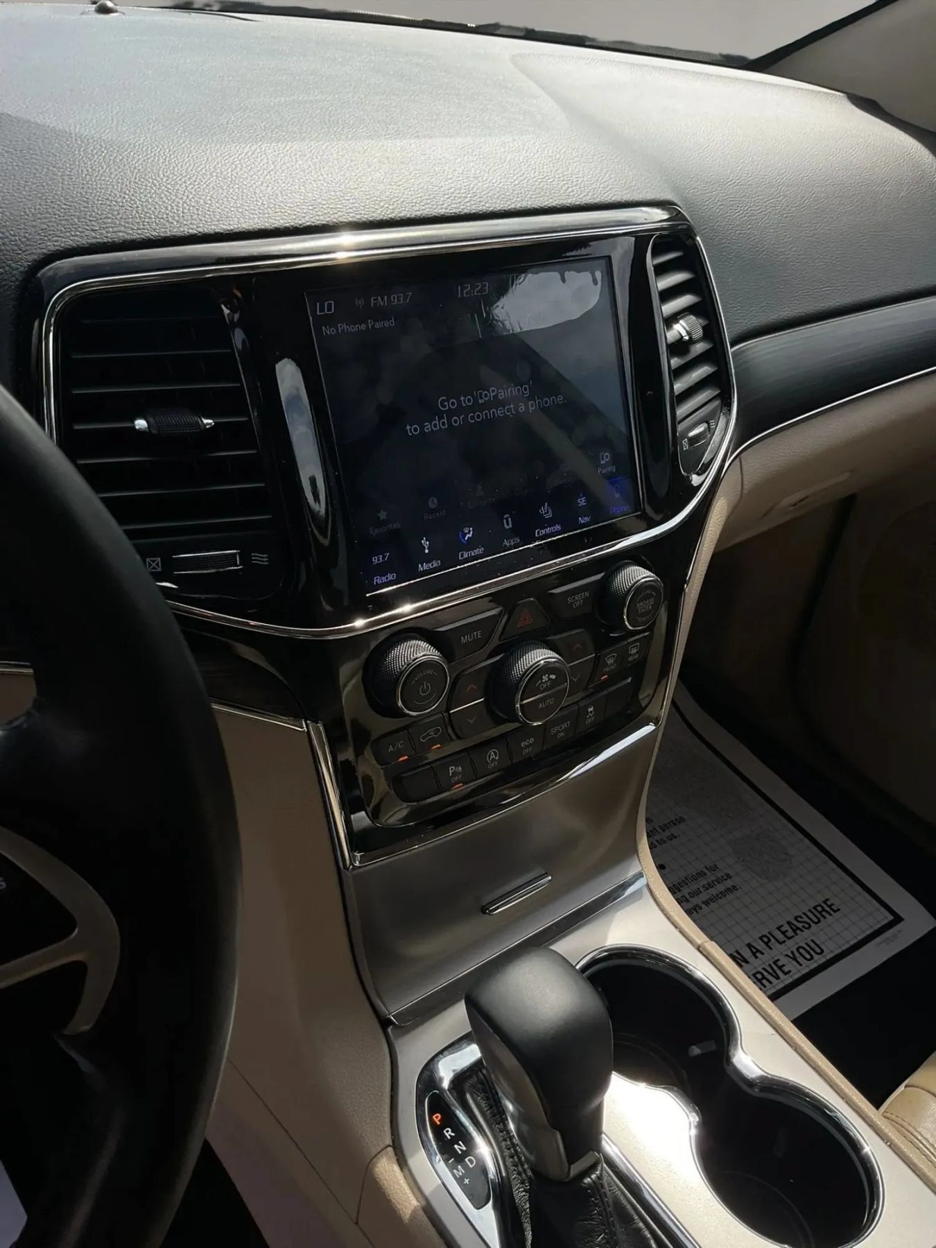 Used 2019 Jeep Grand Cherokee Limited AWD/4WD image 20