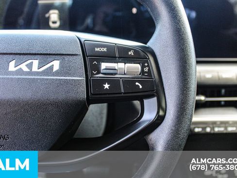 Used 2025 Kia K4 FWD image 27
