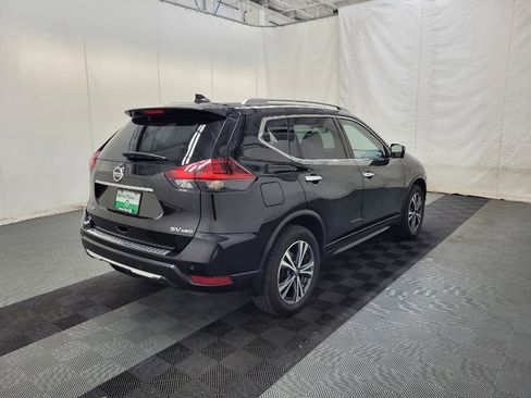 Used 2019 Nissan Rogue SV w/ Sun & Sound Touring Package AWD/4WD image 9