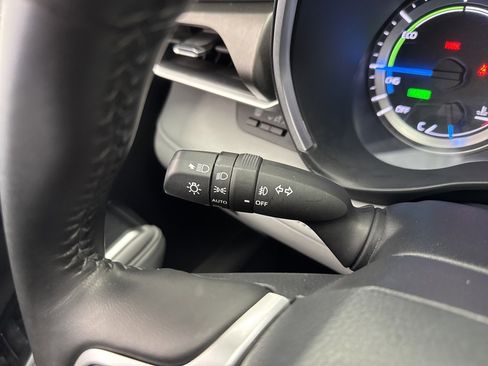 Certified 2024 Toyota Highlander XLE image 23