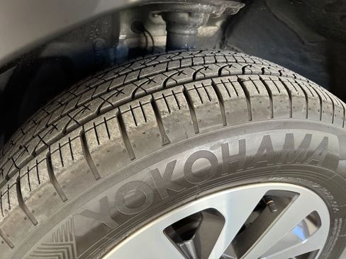 Used 2025 Subaru Outback Premium w/ Popular Package #1A image 28