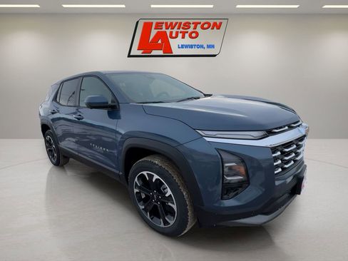 New 2026 Chevrolet Equinox LT w/ Convenience Package II AWD/4WD image 7