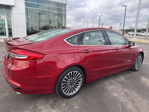 Used 2017 Ford Fusion Platinum image 6