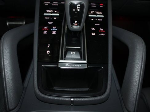 Used 2023 Porsche Cayenne S image 35