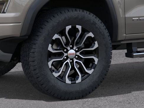 New 2026 GMC Canyon Denali AWD/4WD image 9
