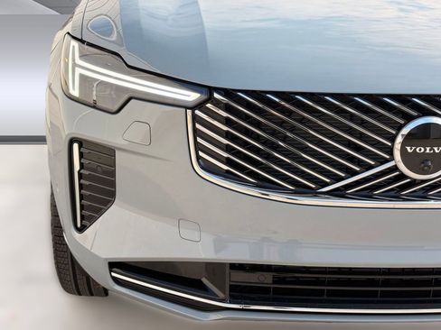 New 2026 Volvo XC90 B6 Ultra w/ Protection Package AWD/4WD image 11