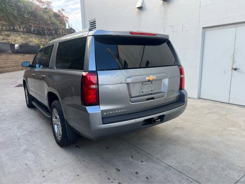 Used 2019 Chevrolet Suburban LS w/ All-Season Package image 4
