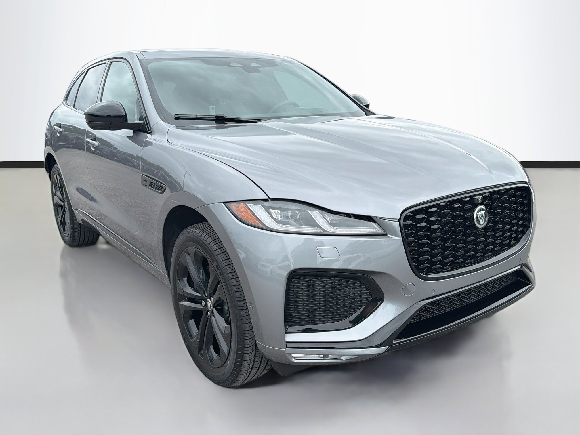 Used 2026 Jaguar F-PACE R-Dynamic S AWD/4WD image 7