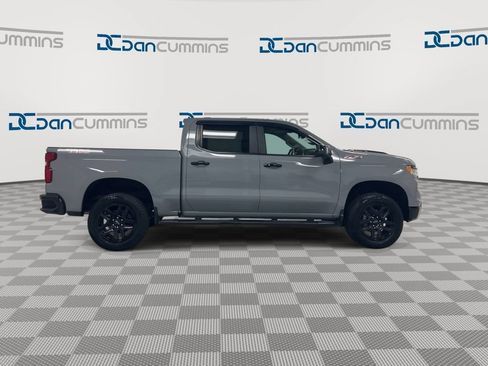 Used 2024 Chevrolet Silverado 1500 LT Trail Boss w/ Convenience Package II AWD/4WD image 9