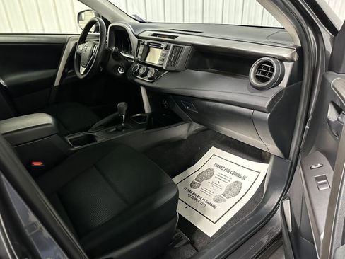 Used 2018 Toyota RAV4 LE w/ All Weather Liner Package image 8