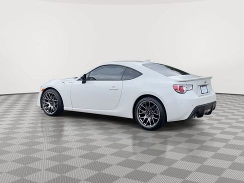 Used 2015 Scion FR-S RWD image 6
