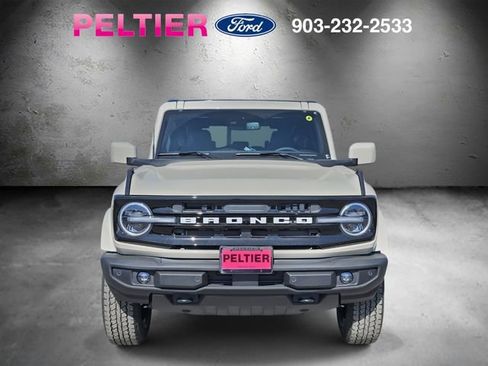 New 2026 Ford Bronco Outer Banks AWD/4WD image 2