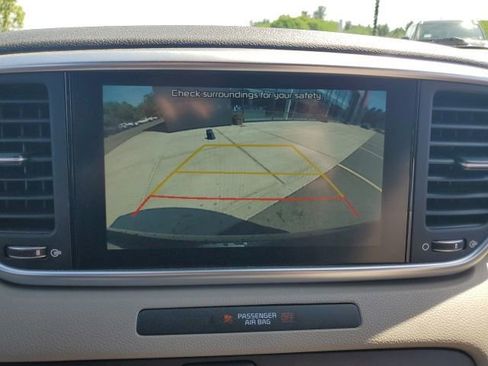 Used 2020 Kia Sportage S AWD/4WD image 27