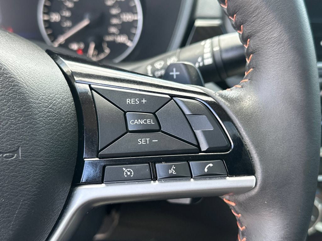 Used 2025 Nissan Altima 2.5 SR w/ SR Premium Package FWD image 26