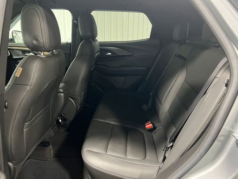 Used 2023 Chevrolet TrailBlazer ACTIV w/ Convenience Package image 6