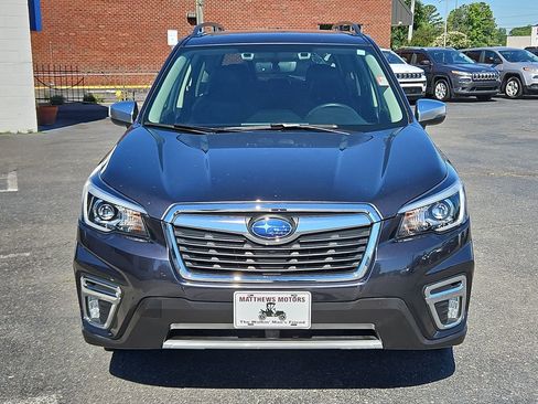 Used 2019 Subaru Forester Touring AWD/4WD image 2