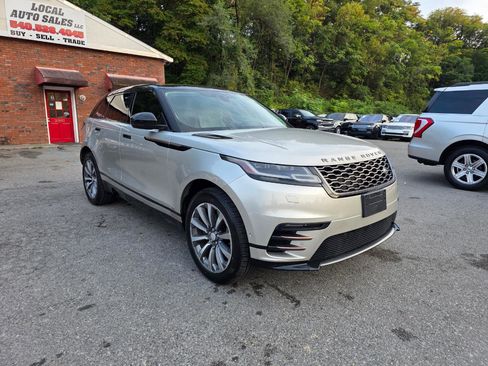 Used 2018 Land Rover Range Rover Velar R-Dynamic SE AWD/4WD image 3