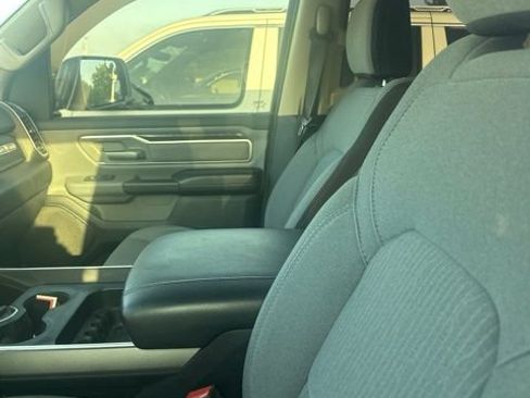 Used 2019 RAM 1500 Big Horn AWD/4WD image 6