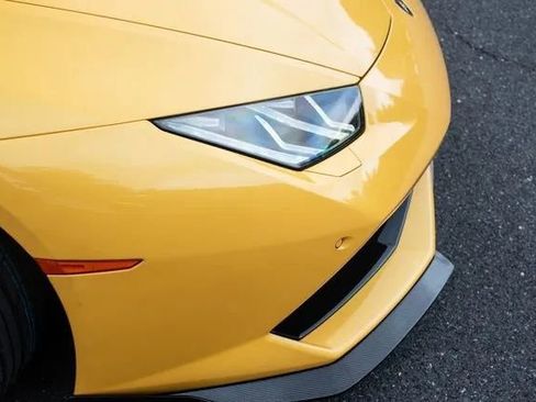 Used 2015 Lamborghini Huracan LP 610-4 image 18