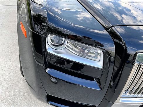 Certified 2013 Rolls-Royce Ghost RWD image 26