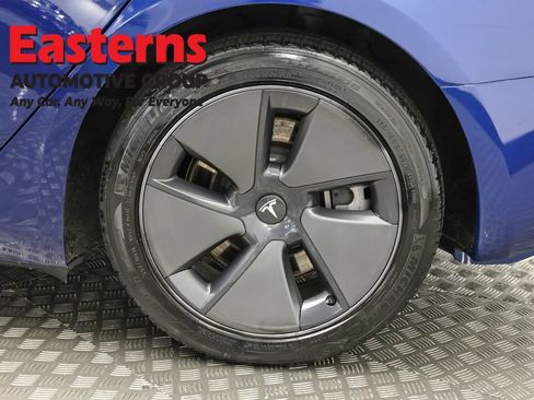 Used 2023 Tesla Model 3 Standard Range RWD image 27