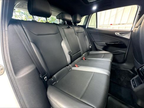 Used 2023 Volkswagen ID.4 Pro S RWD image 27