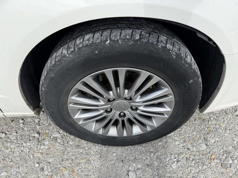 Used 2013 Chrysler Town & Country Touring-L w/ Driver Convenience Group FWD image 12