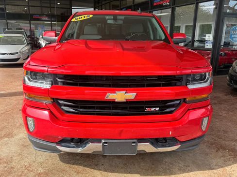 Used 2018 Chevrolet Silverado 1500 LT w/ All Star Edition image 2