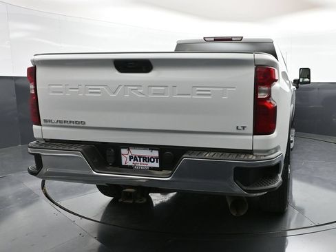 Used 2023 Chevrolet Silverado 2500 LT AWD/4WD image 23