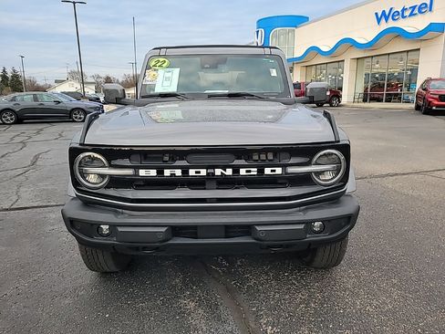 Used 2022 Ford Bronco Outer Banks image 3