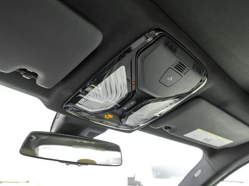 Used 2020 BMW 330i Sedan w/ Convenience Package image 41