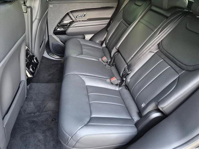 New 2026 Land Rover Range Rover Sport SE AWD/4WD image 15