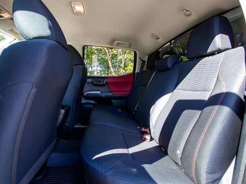 Used 2016 Toyota Tacoma SR5 image 25