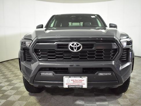 Used 2024 Toyota Tacoma TRD Off-Road image 2