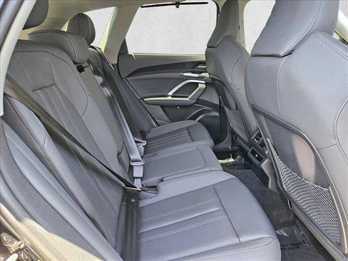 Used 2025 Audi Q5 Premium Plus AWD/4WD image 25