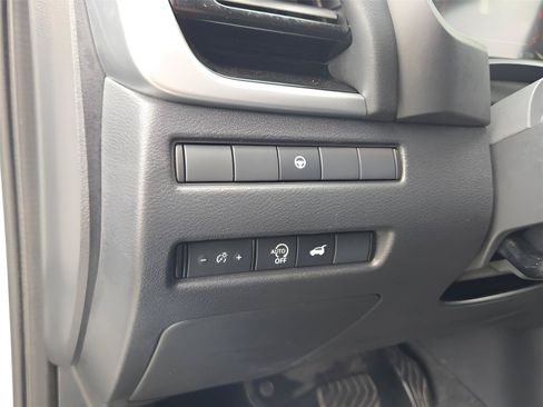 Used 2026 Nissan Rogue SL AWD/4WD image 22