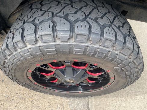 Used 2011 Jeep Wrangler Unlimited Sahara image 14