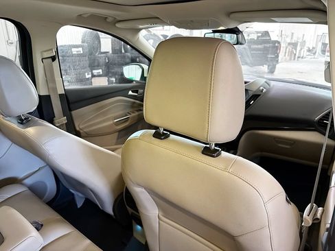 Used 2017 Ford Escape Titanium w/ Canadian Touring Package AWD/4WD image 11