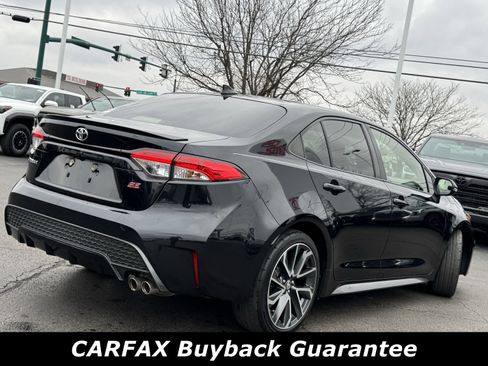 Used 2021 Toyota Corolla SE image 3
