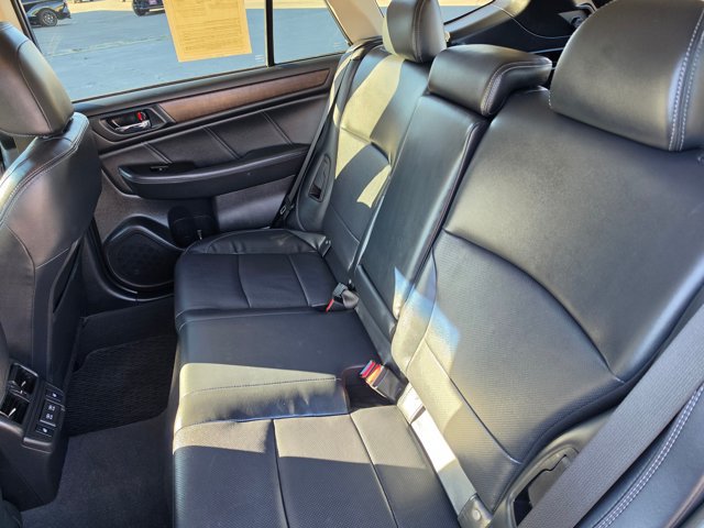 Used 2019 Subaru Outback 2.5i Limited AWD/4WD image 18