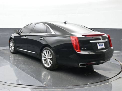 Used 2014 Cadillac XTS Luxury w/ Driver Awareness Package FWD image 2