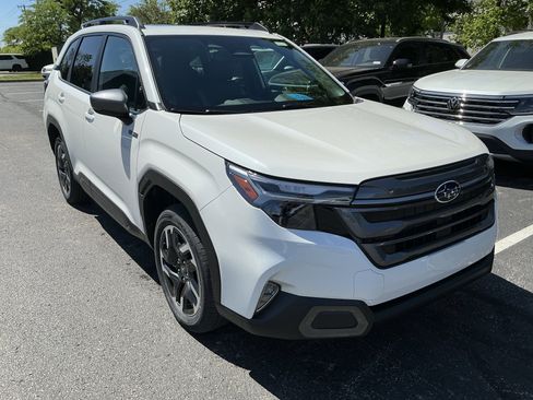 New 2026 Subaru Forester Touring AWD/4WD image 2