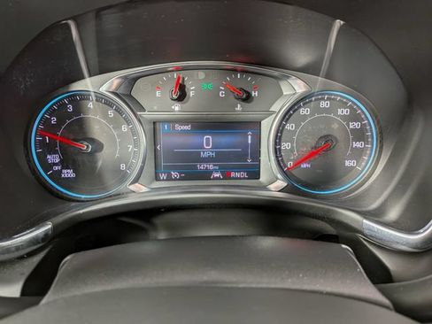 Used 2024 Chevrolet Equinox LT w/ LPO, Floor Liner Package FWD image 4